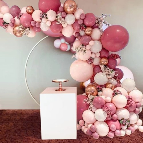 ローズピンク バルーンアーチガーランドキット 125個パック ローズピンク 紙吹雪バルーン バルーンアクセサリー付き 女の子 女性 誕生日 ウェディングパーティー センターピース 背景 エンゲージメン